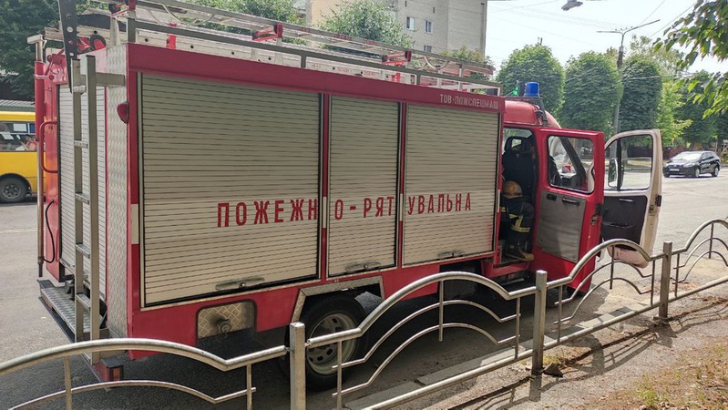 У Луцьку провели евакуювання людей та працівників поліклініки: деталі