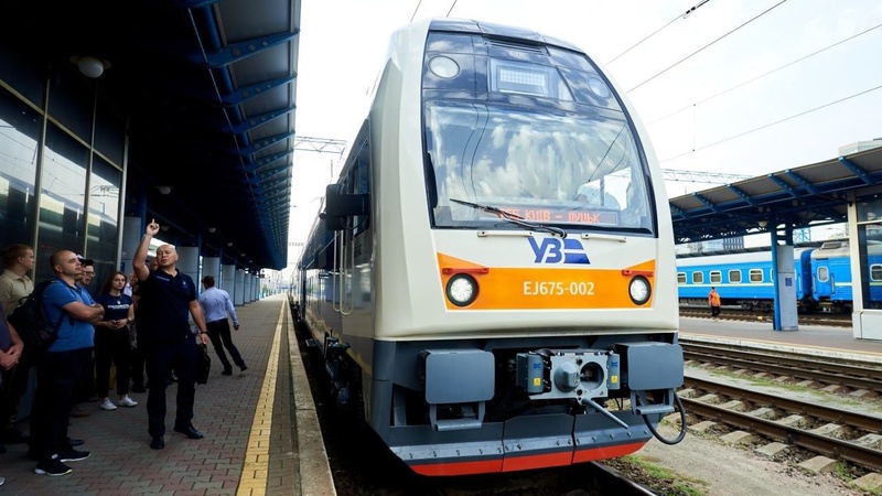 «Укрзалізниця» запустила новий електропотяг на маршрут Київ-Луцьк