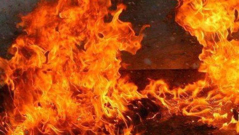 Пожежники врятували від вогню в Луцьку двох старших людей