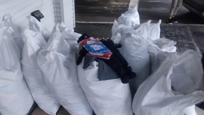 Поляк намагався ввезти через «Устилуг» 280 кг одягу під виглядом гуманітарної допомоги