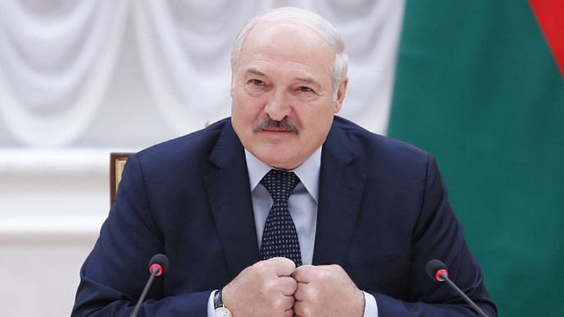 Лукашенко, заявив, що відправляти військових з білорусі в Україну не планує