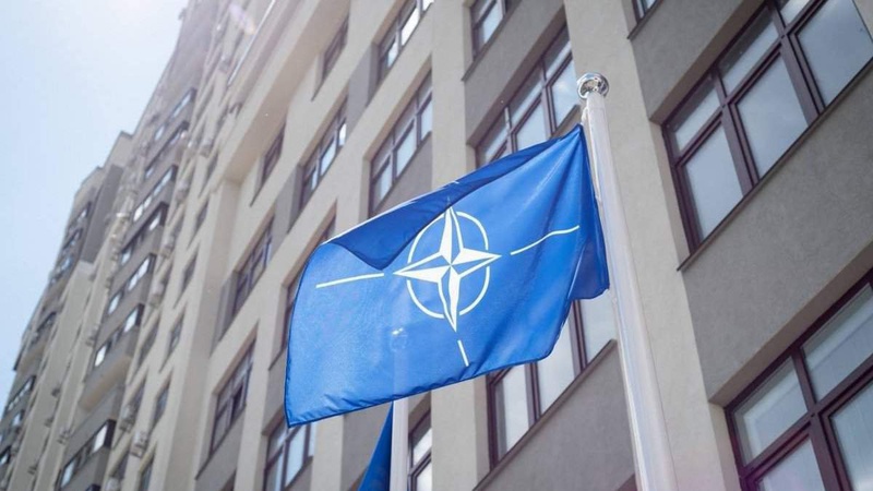 Луцька міська рада просить НАТО закрити небо над Україною