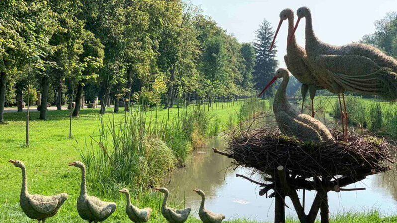 У Центральному парку Луцька встановили артінсталяцію «Повернення». ФОТО
