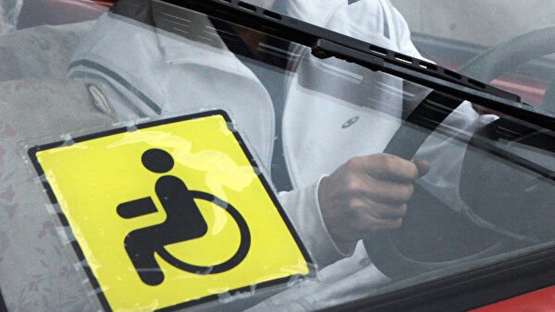 На Волині поліціянтка незаконно оштрафувала водія з інвалідністю