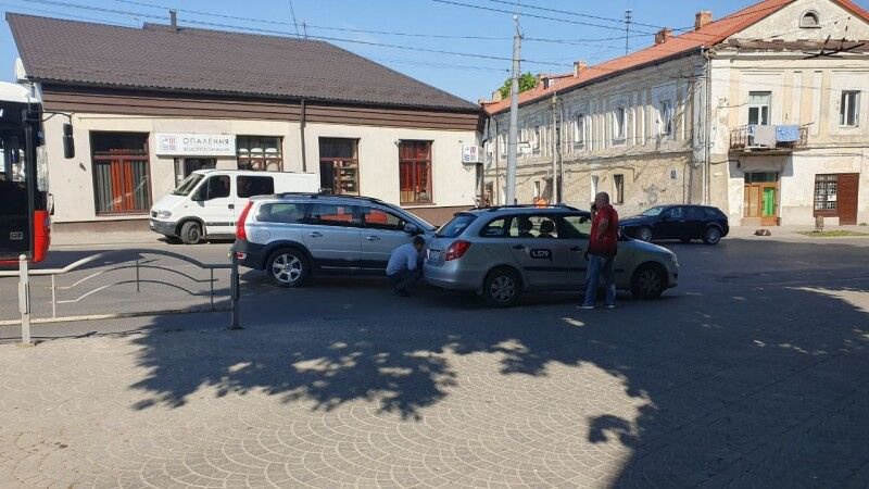 У Луцьку – ДТП за участю таксі