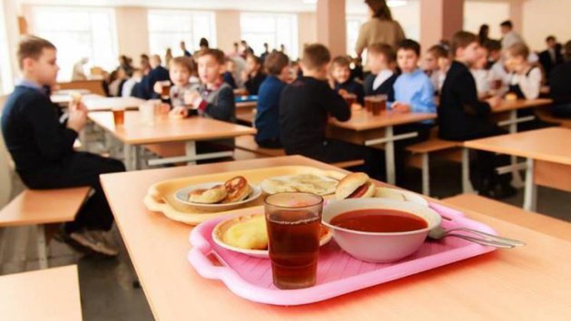 Безоплатне харчування у школах Луцька: кого стосується