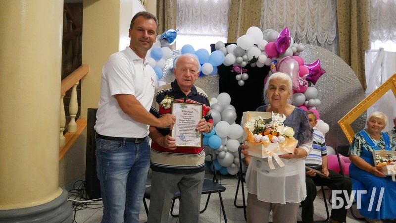 У Володимирі вшанували подружжя, які відзначили «золоті» весілля