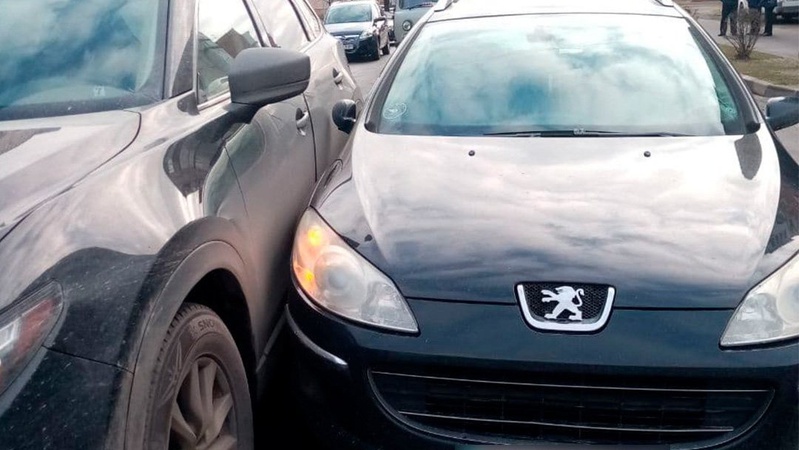 ДТП у Ковелі: водій Peugeot намагався обігнати автомобіль Mazda