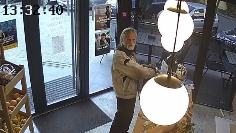 Поліцейські знайшли чоловіка, який вкрав у луцькій кав’ярні пожертви для ЗСУ