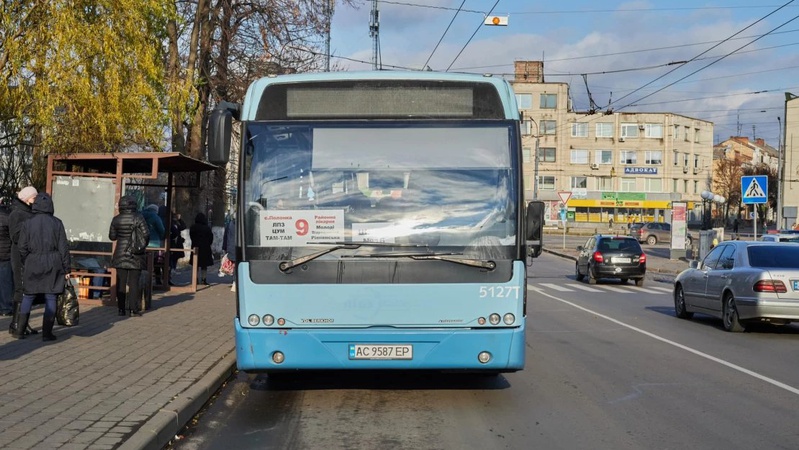 У Луцьку проїзд вулицею Винниченка заблоковано