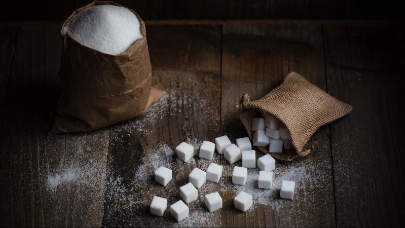 В Україні вартість цукру на 10-20% дорожче порівняно з країнами ЄС: назвали головну причину