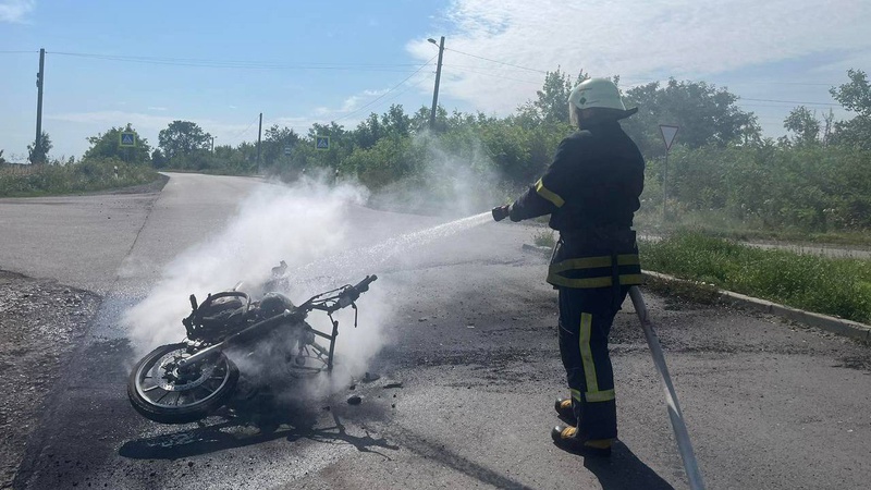 На Волині рятувальники ліквідували пожежу, що виникла внаслідок ДТП