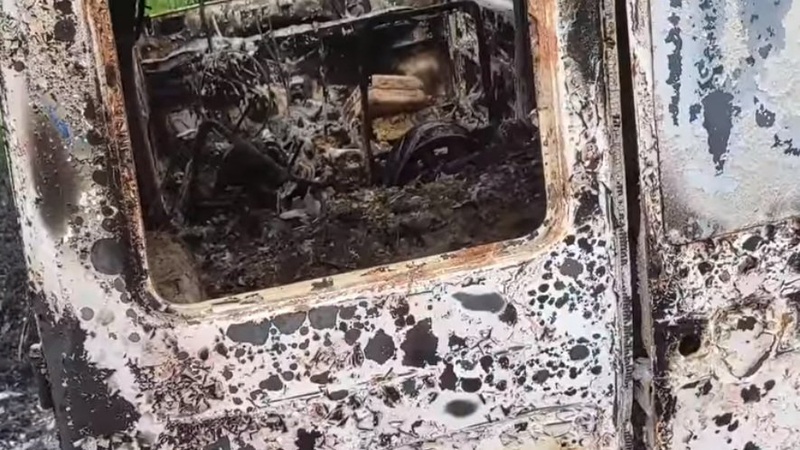 У селі біля Луцька чоловік зачинився в машині і підпалив себе. ВІДЕО