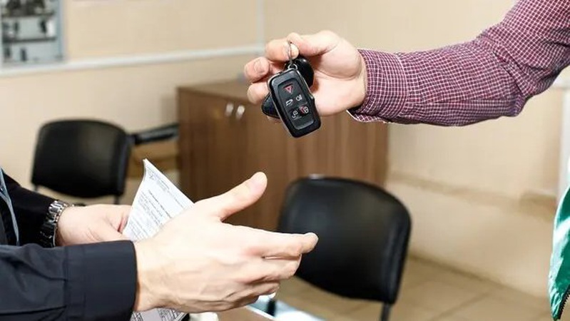 Вживані авто в Україні продаватимуть за новими правилами: Рада ухвалила рішення