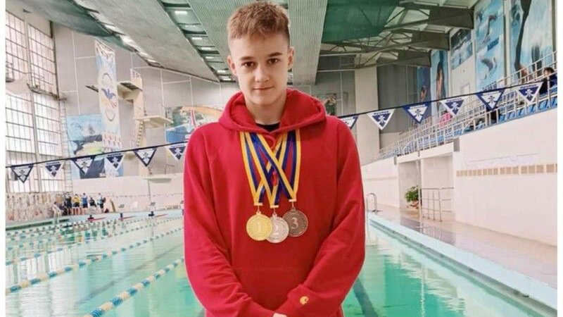 Лучанину присвоєно звання «Майстер спорту України» з плавання