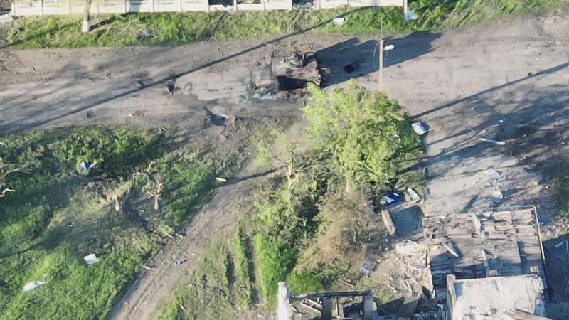 Миколаївські десантники знищили черговий російський бронеавтомобіль «Тигр» разом з екіпажем
