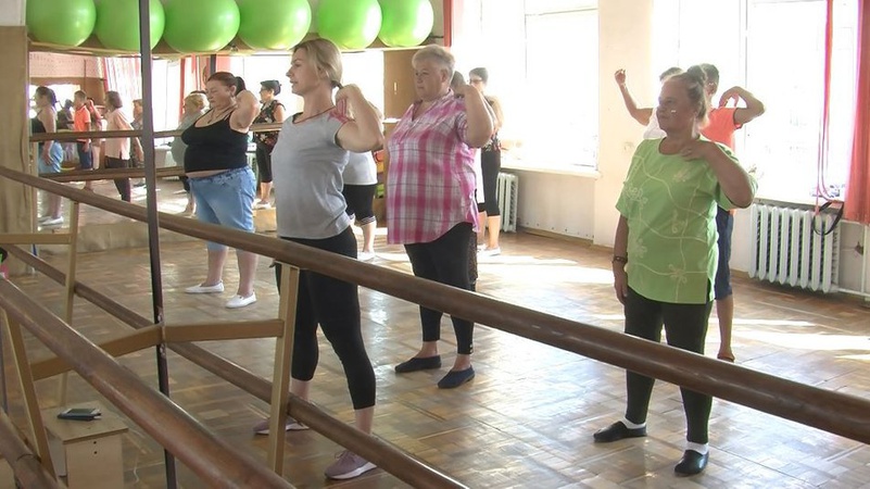 На Волині пенсіонери займаються латиноамериканськими танцями