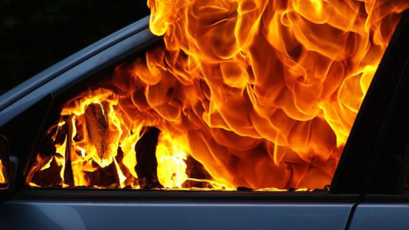 Ковельський суд виніс вирок 18-річному юнаку, який вкрав і підпалив авто