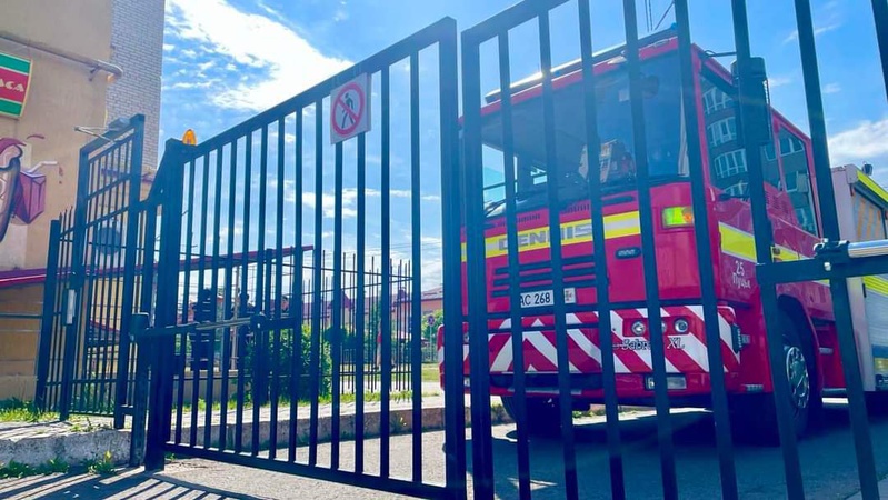 У Луцьку рятувальники просять ОСББ залишати відчиненими в’їзні ворота, коли немає світла