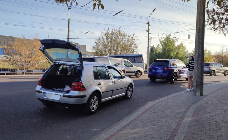 При в’їзді на міст біля Там-Таму сталась аварія. ФОТО