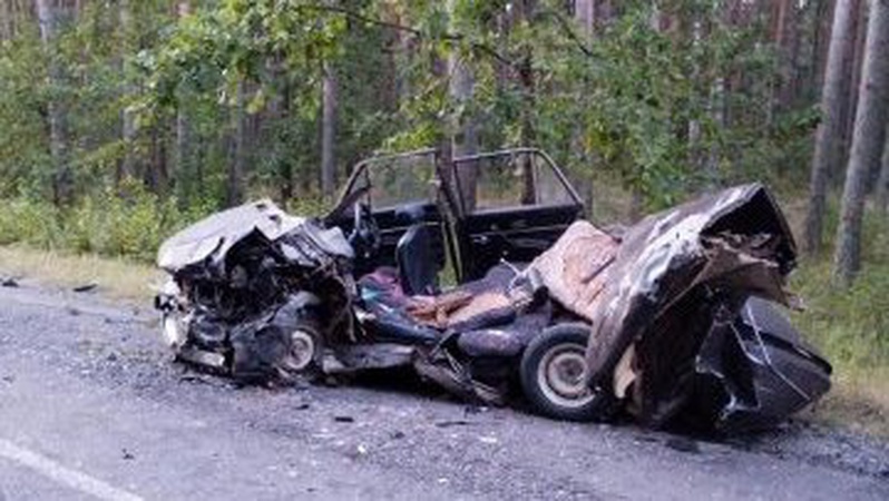На Волині у ДТП загинув водій: зіткнулися два автомобілі. ФОТО