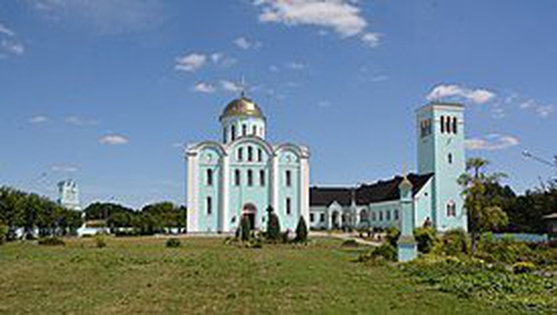 Прем’єр-міністр України доручив перевірити три святині московського патріархату на Волині