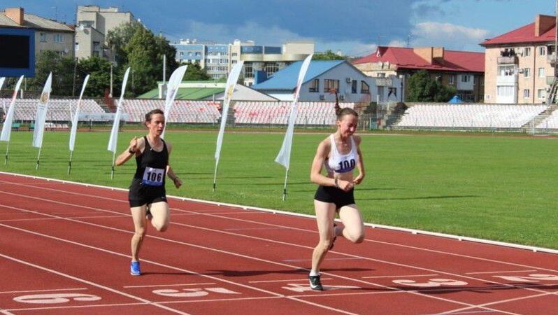 На Волині за олімпійські путівки змагаються паратлети