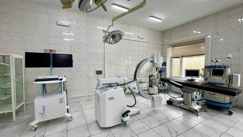 У Нововолинську лікарню завезли сучасне медобладнання