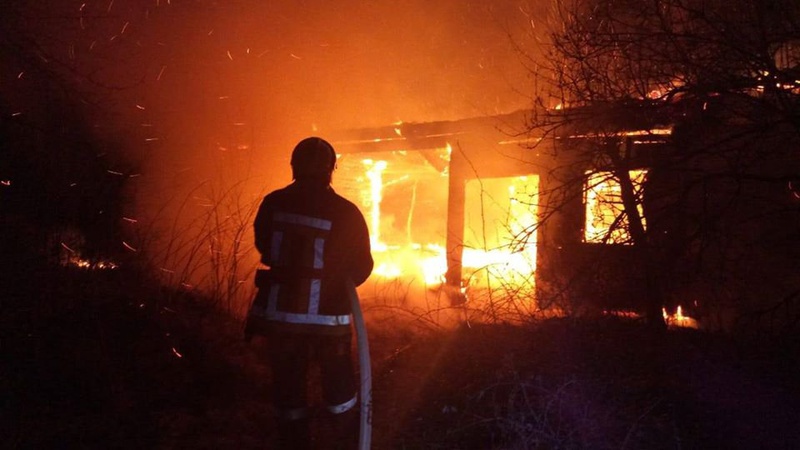 Пожежники рятували будинок волинян від вогню