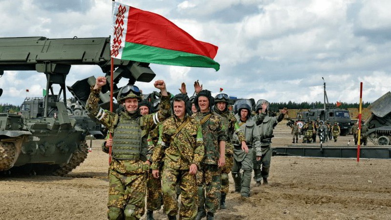 Білоруські війська готуються взяти активну участь у війні, — Кирило Сазонов