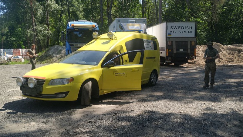 Шведські благодійники на Волині передали допомогу військовим