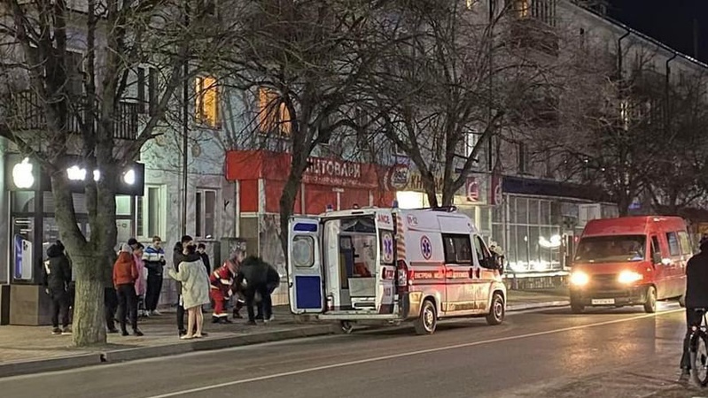 У Володимирі випав з балкона і загинув 21-річний хлопець