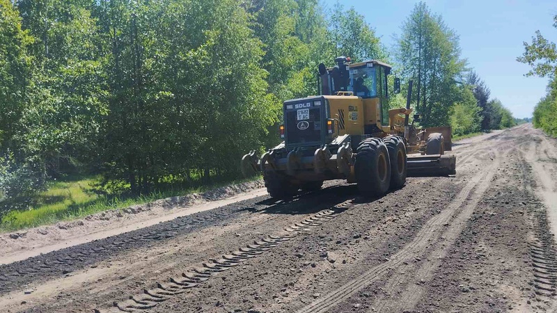 На Волині лагодять 30-кілометрову ґрунтову дорогу державного значення