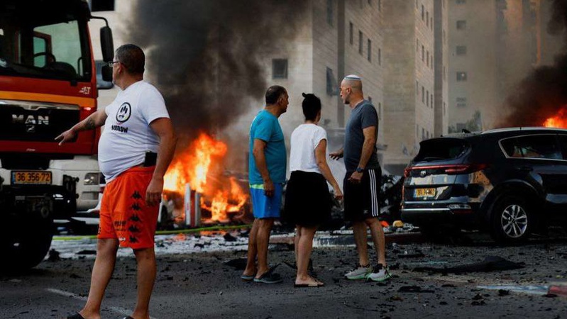 ХАМАС здійснив масовану атаку ракетами на Ізраїль. ФОТО