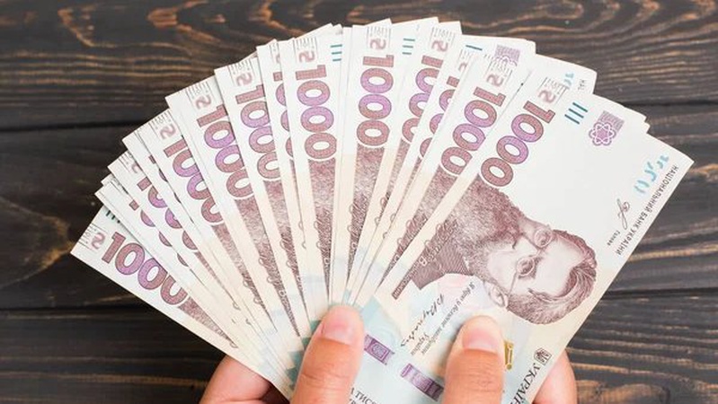 Нацбанк випустить в обіг нові банкноти номіналом 1000 гривень