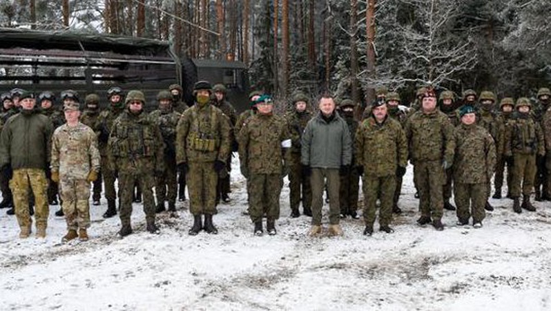 Сили НАТО провели навчання біля кордонів росії та білорусі. ВІДЕО