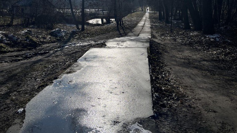 У міському парку в Камінь-Каширську облаштують нову пішохідну доріжку