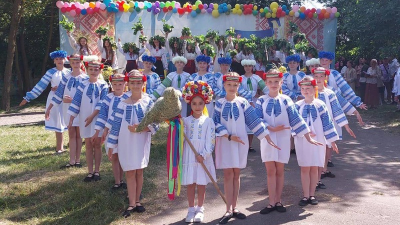 На благодійному заході у Рожищі зібрали майже 10 тисяч на ЗСУ