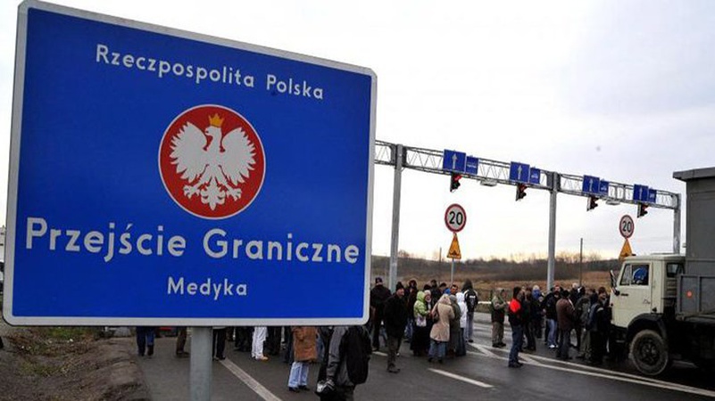 Поляки планують заблокувати ще один пункт пропуску на кордоні з Україною