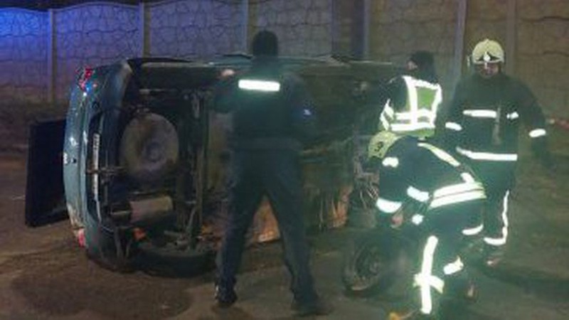 Водій був п’яний: подробиці ДТП із перекинутим авто у Луцьку