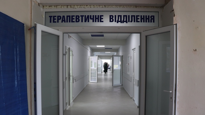 Чиновникам показали оновлену терапію Володимир-Волинської лікарні