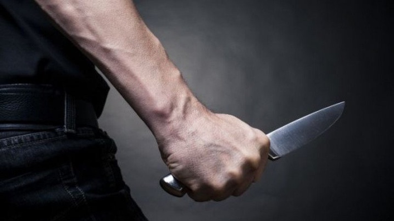 У Луцьку 18-річний хлопець під час сварки вдарив чоловіка ножем