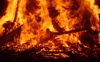 Через необережність господаря у волинському селі спалахнула хата