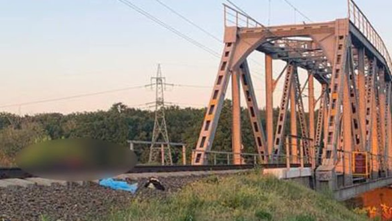 Хотів зробити селфі: у Київській області під потягом загинув 13-річний хлопець