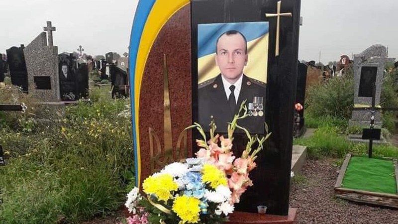 На Волині вандали викрали тризуб з пам’ятника Героя