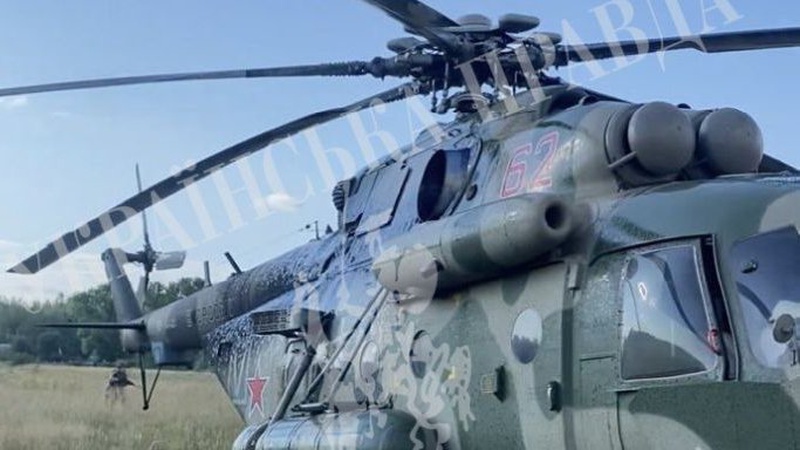 Спецоперація ГУР: Розвідка виманила в Україну російський вертоліт Мі-8 із пілотом