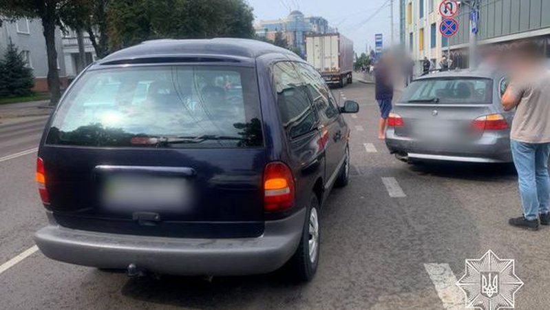 У Луцьку з одним автомобілем BMW трапилося одразу дві ДТП