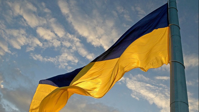 У Бучі підняли український прапор. ВІДЕО